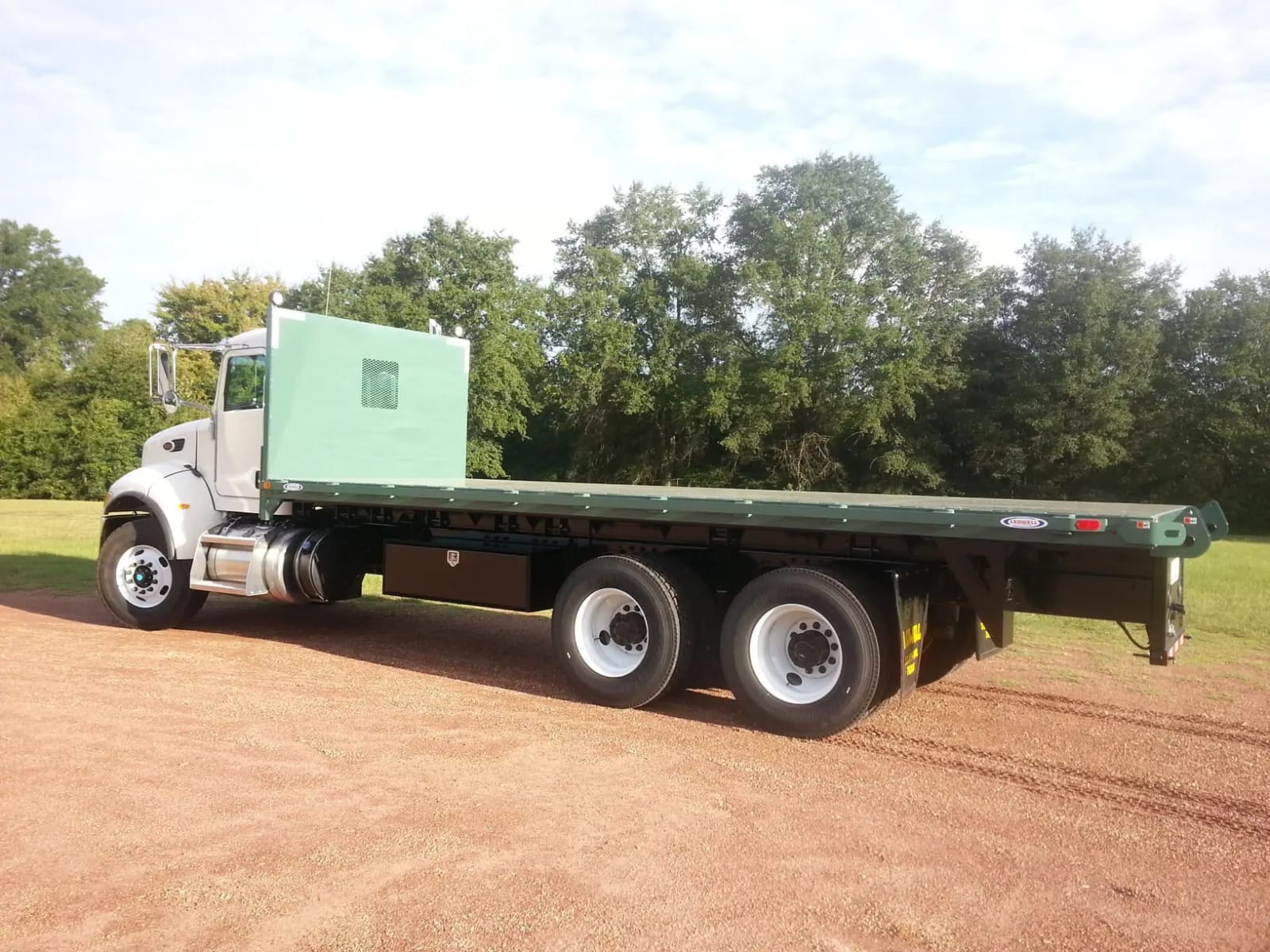 Heavy Duty Truck